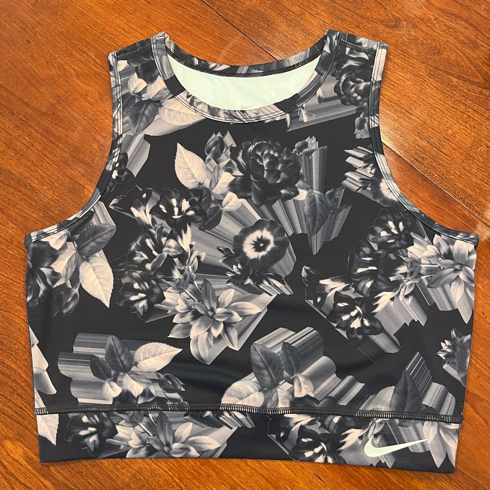 Nike Epic Lux Power Printed Crop Tank